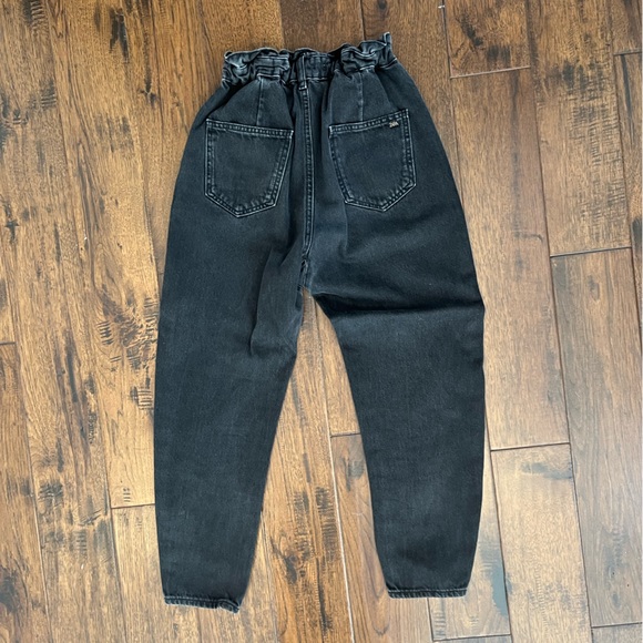 Zara Washed Black Paperbag Jeans - Picture 2 of 3